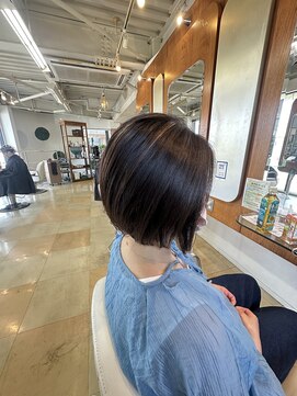 牛若丸ジャパン(Japan) ショートボブ
