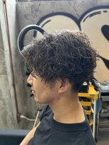 カーニー 上野(kearny)&nbsp;ツイストスパイラルパーマ縦落ちパーマメンズ波巻きパーマ