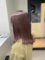 ユウル 横浜(juhl.)&nbsp;ブリーチなし外ハネピンクベージュ秋色ピンクカラーブラウン