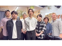 ヘアーエステ グランツエッセ(hair esthe GlanzEsse)の雰囲気（個性的なスタッフがお待ちしてます！女性スタッフが多いです！）