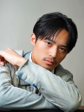 ブラック(BLACK) 大人ナチュラルショート