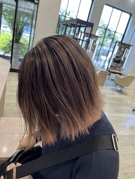 ディーボーイ 健軍店(D-BOY) ブリーチ/バレイヤージュ/デザイン