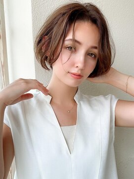 ラルユー 金山(LallYou) 大人かわいいふんわりミディボブスタイル