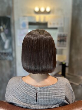 サンカリ 真法院店(SANKARI) 髪質改善でつくる上品タイトボブ