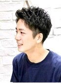 ツーブロックアップバング刈り上げショートビジネスカジュアル