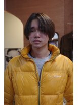 エディ(Edy)&nbsp;メンズセンターパートマッシュウルフニュアンスパーマ眉毛カット