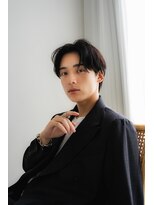 ロウ 銀座(RAW)&nbsp;ラウンドマッシュ　毛流れセンターパート　センターパート