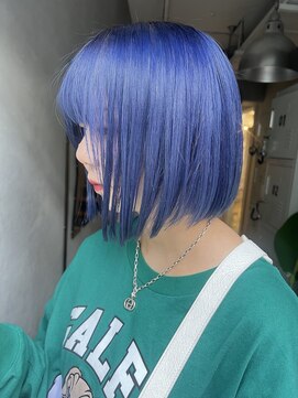 ジーナ 赤羽(XENA) 顔型別ヘアスタイル特集/ダークブルー/ハイトーンボブ/赤羽