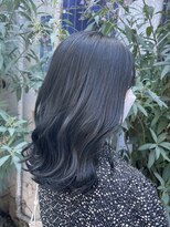 ティエラ 原宿 表参道(Tierra)&nbsp;【桑原圭太】ブリーチなしケアイルミナカラーブルーブラック