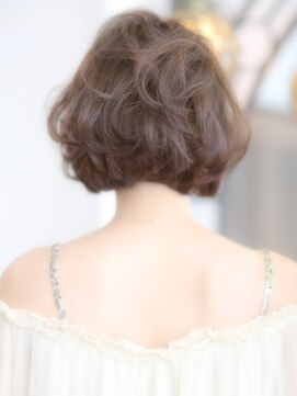 ヴィアラ 自由が丘(VIALA) 【VIALA 自由が丘】セクシー×フェミニン