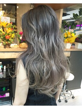 フェブ(fev) 【fev shuho】外国人グラデーションレイヤー