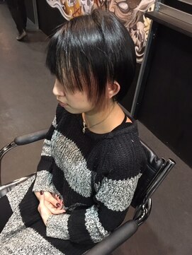 ゾーマ(ZOUMA) アシメショート　インナーカラー　ＴＲＩＣＫＳＴＹＬＥ☆