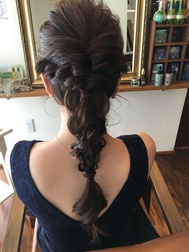 ミュークヘア(Mjuk Hair) パーティーアップ