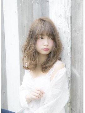 ロンド ストラーダ 心斎橋(Lond strada) セクションカラーペールベージュ