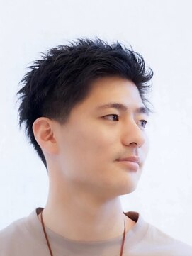 ニーイチイチ(211) 似合わせカットイメチェン/アッシュブラック/スパイキーショート