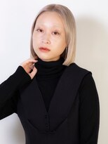 トニーアンドガイ 青山店(TONI & GUY) ぱつんとホワイトボブ