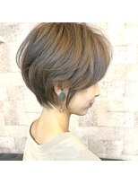 プラグ ヘアーデザイン 大名店(PLUG hair design)&nbsp;首が長く、小顔になるショート