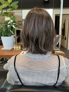 エルヘアー(el HaiR) 外ハネボブ