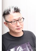 スキンすぎるフェードツーブロック&ツイストスパイラルパーマ