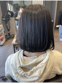 ナチュラル黒髪暗髪 小顔レイヤーボブ ストレート大人可愛い