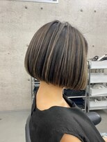 イキ 表参道(iki omotesando)&nbsp;モード/無造作ウェーブ/大人ガーリー[表参道駅]