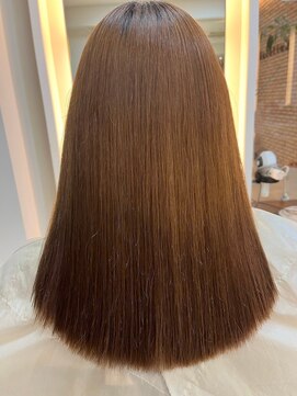 アームス リレーション(Arms Relation) サラツヤストレートロング 愛されロング ストレートパーマ　艶髪