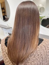 ブリーチや縮毛矯正をしていてダメージがある方