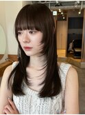 顔周りレイヤーカットくびれヘアミルクティーベージュカラー