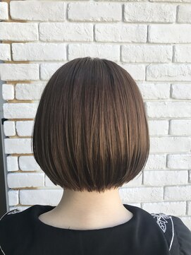 リノレア(Lino le'a) ぱつっとボブ