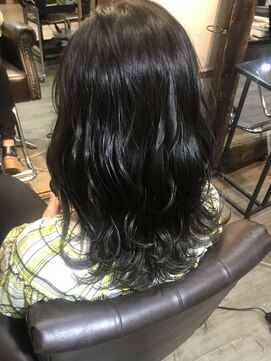 アティック(attic) ショートボブ/ボブ/ミディアム/ヘアドネーション/レイヤーカット