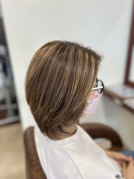 美容室ステラ 坂戸駅前店 白髪ぼかしハイライト