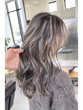 ストゥー(StueW.) コントラストハイライト9/髪質改善/白髪染め/インナーカラー