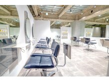 【柔軟な予約時間で忙しい人にも、お仕事帰りにも通える営業時間♪】