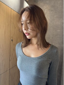 リット(lit)の写真/【三宮/元町】ミリ単位まで繊細にこだわった顔回りのレイヤーカットで、小顔効果◎是非1度ご相談ください。