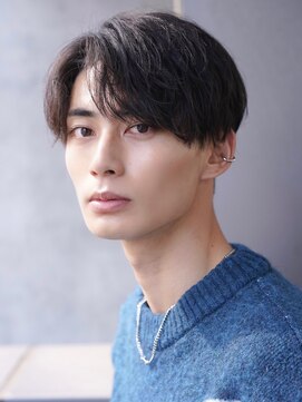 リップスヘアー 銀座(LIPPS hair) ナチュラルなセンターパート