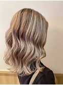 ◎ハイトーンハイライト×ホワイトベージュ小顔見せ