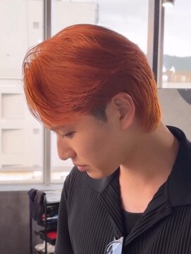 ゴールド 京都 三条(GOALD) オレンジカラー刈り上げセンターパート