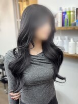 アメリ(AMELIE)&nbsp;グレージュ×低めレイヤー