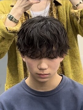 オーバル バイ アピッシュ(OVARL by apish) パーマ落とし曲がる縮毛矯正縮毛矯正失敗原宿メンズパーマ