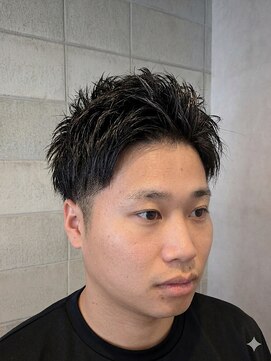 ワンワンオー バーバーショップ コンチネンタル(@110 BARBER SHOP continental) アップバング