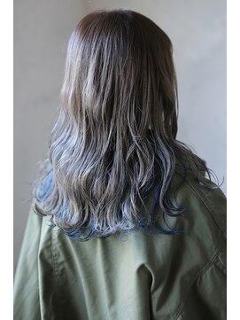 ソイ コンク 下北沢(soi conc) インナーカラー×サファイアブルー《ELICA下北沢》