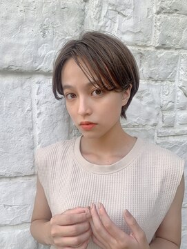 ラミ(L'ami) 【東 純平】大人可愛い 小顔 耳掛けショート