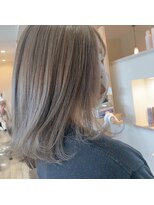 ヘア ロンドン カフェ(HAIR LONDON CAFE) ミルクティーベージュで明るく