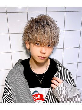 ロイ(Loy) ツイスパMIXウルフ