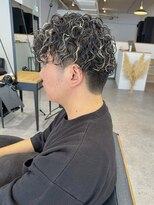 リイチ(LIICHI)&nbsp;メンズカットパーマ
