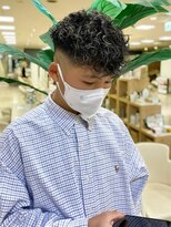 シャルムバイケンジ(Charm.by KENJE)&nbsp;スペインカールシャドウパーマ無造作波巻き銀座メンズツイスパ