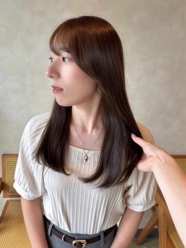 ユニカ 宇都宮(yunica) ブラウンベージュ/艶髪/透明感カラー/流しバング