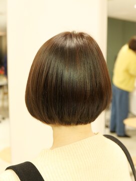 ピンナップ (PINUP) 丸みボブ　30代40代50代60代　前髪あり