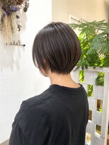 フゥカ 類家店(fuka)&nbsp;青森八戸丸みナチュラルショート暗髪20代30代40代50代