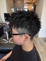 ヤマグチ トゥシェル ヘアー&メイク ヘアーアンドメイク アップバングショート